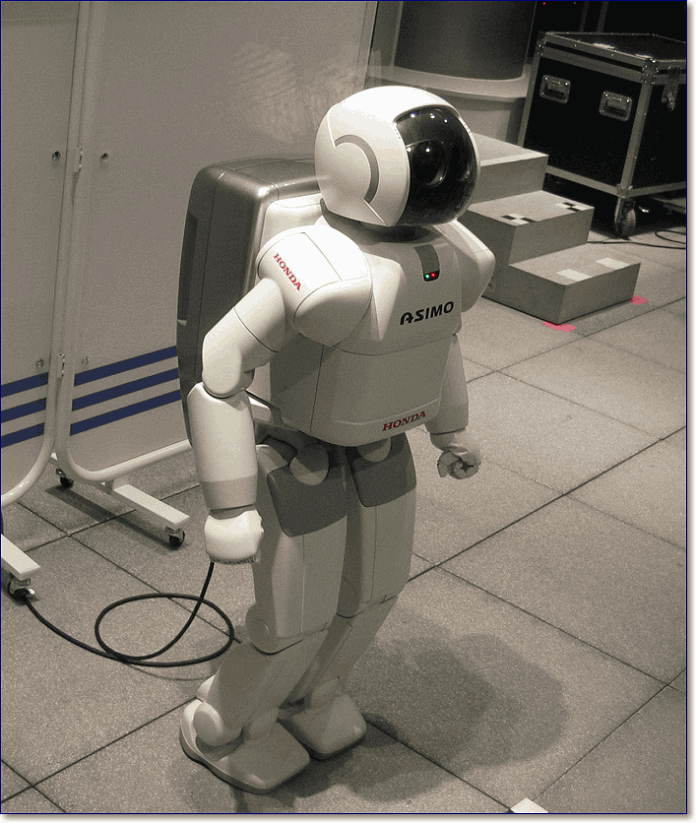 двуногий робот ASIMO