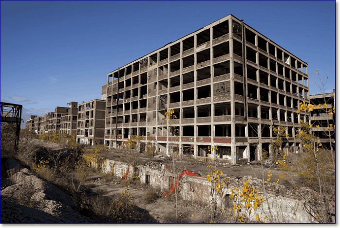 Разрушенные здания в Детройте
